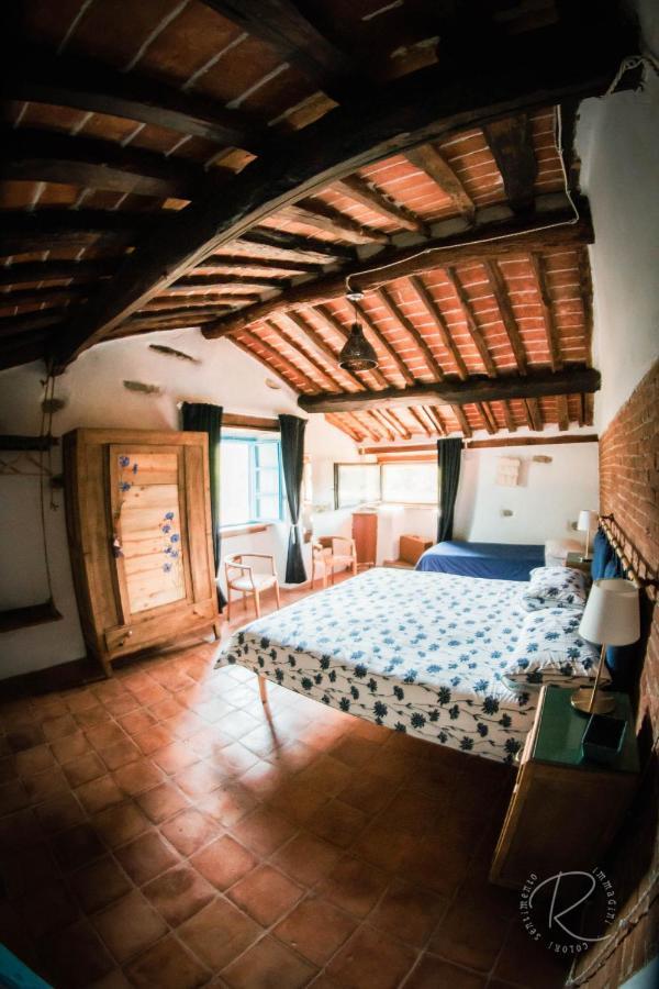 Cascina Boschetto Acomodação com café da manhã Saliceto Exterior foto
